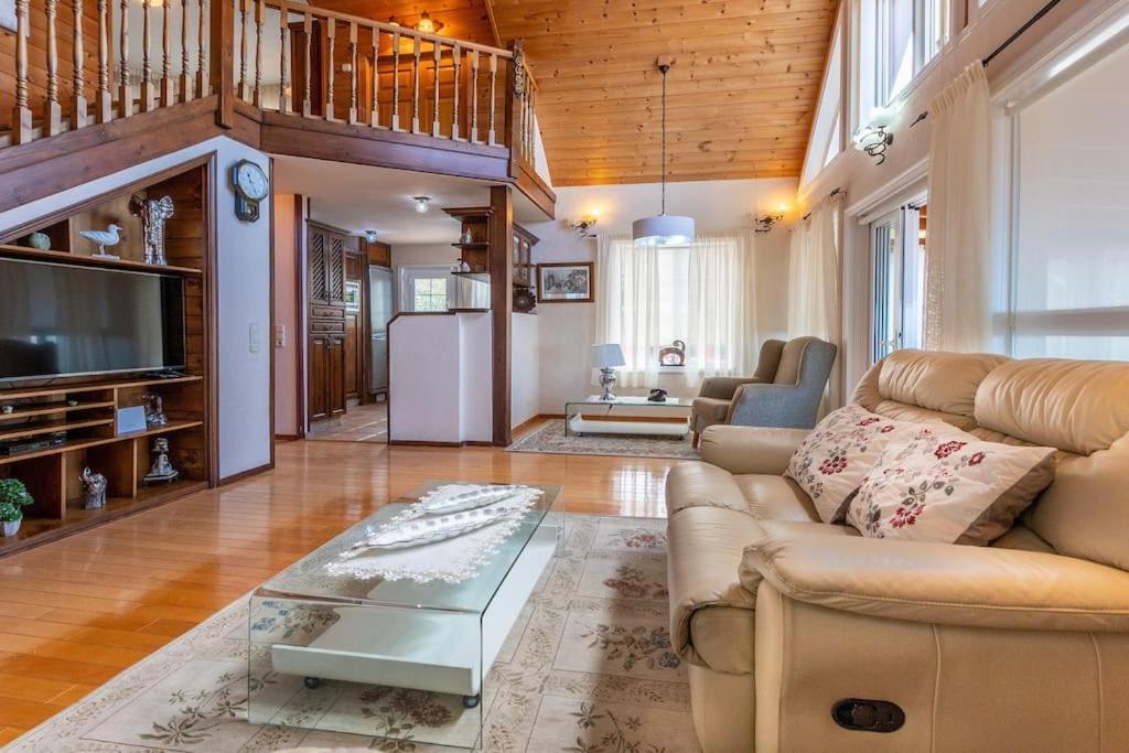 אדחה Villa Carlitos Vistas Al Mar Y A La Montana מראה חיצוני תמונה