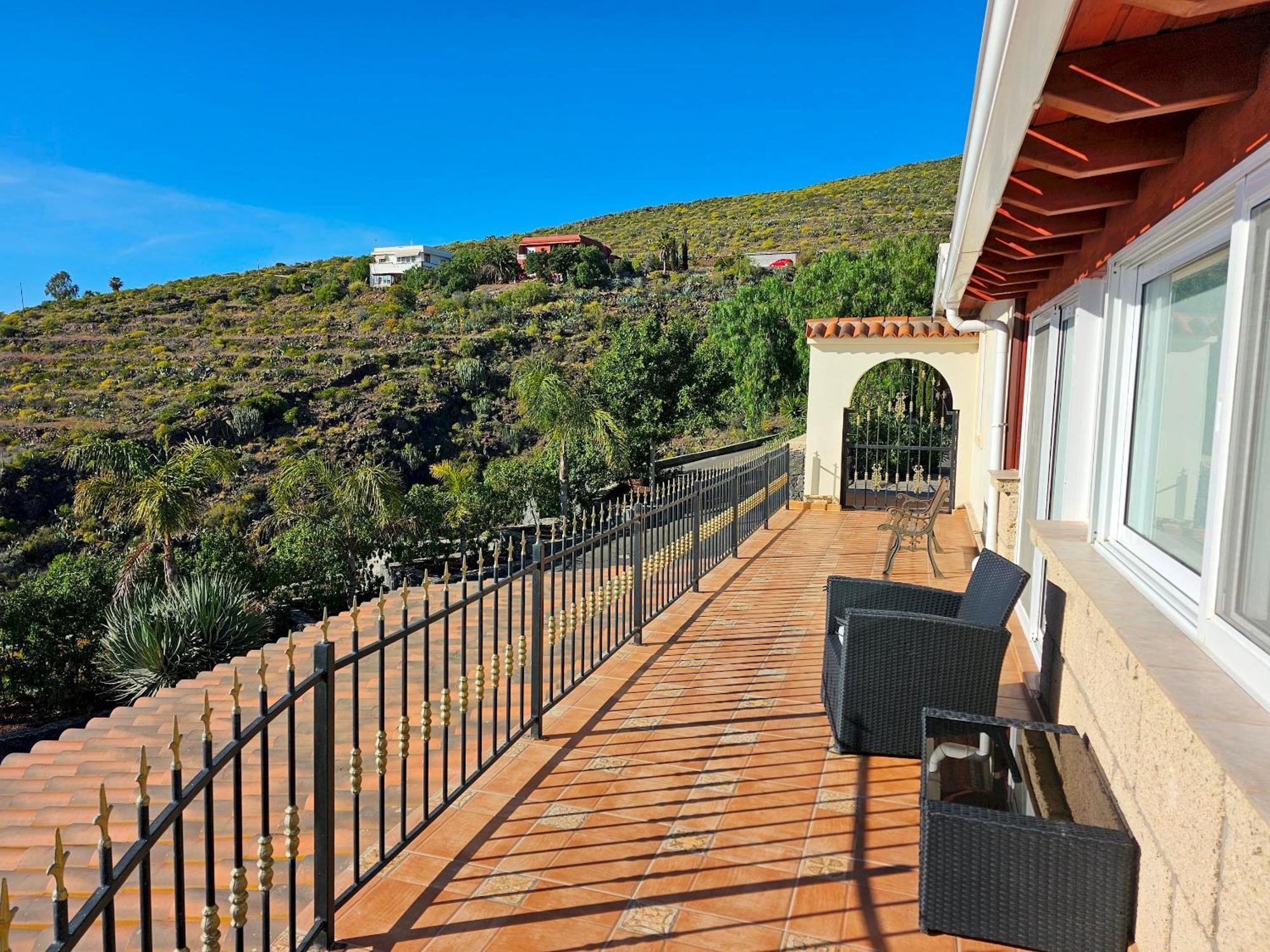 אדחה Villa Carlitos Vistas Al Mar Y A La Montana מראה חיצוני תמונה