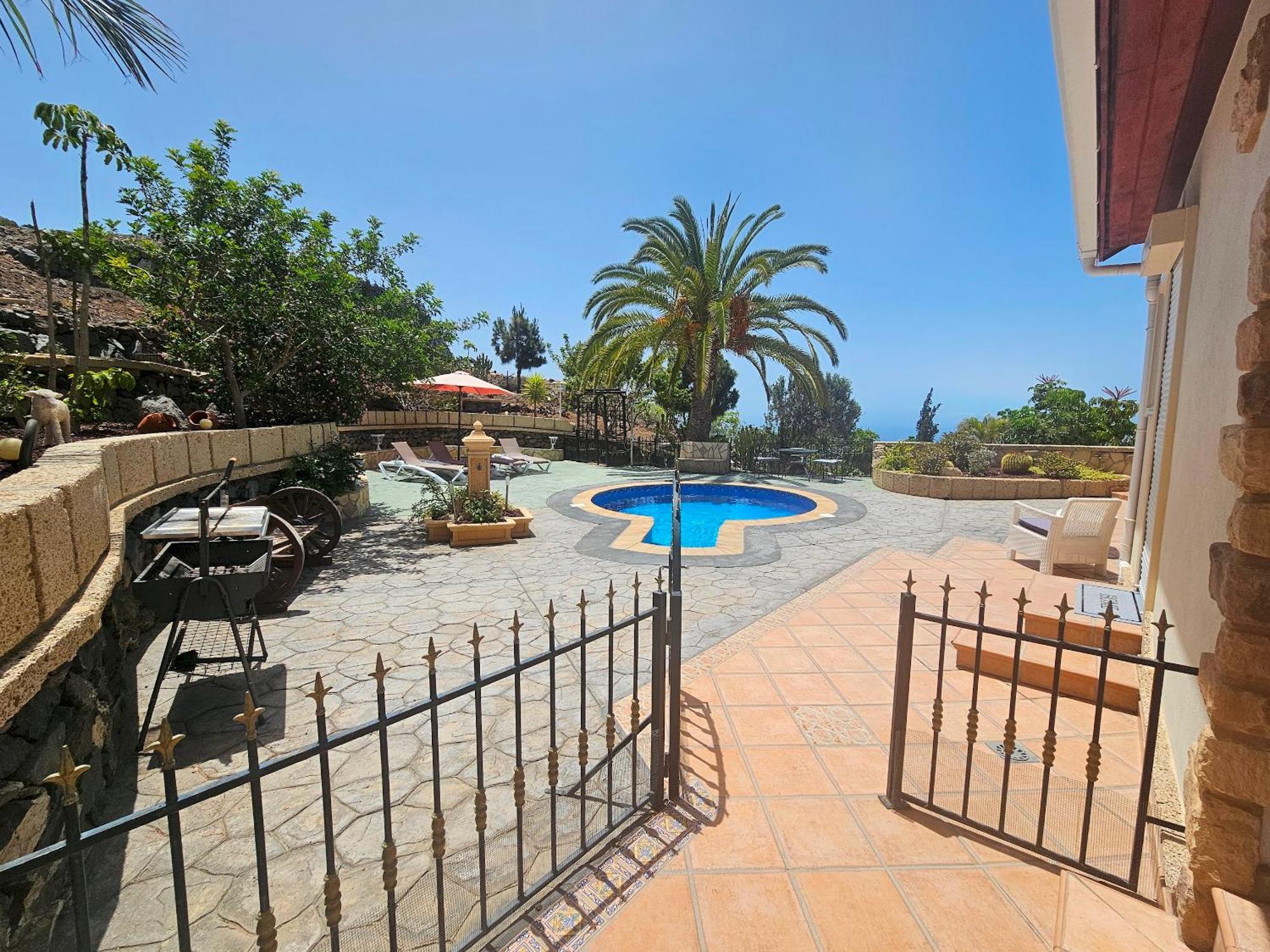 אדחה Villa Carlitos Vistas Al Mar Y A La Montana מראה חיצוני תמונה